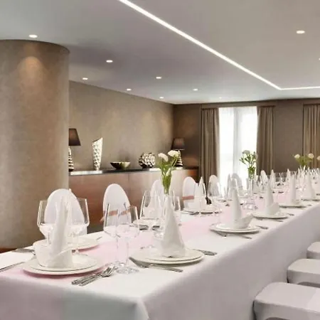 Gc Sun Club Spa & Pool & Jacussi & Sauna شقة *